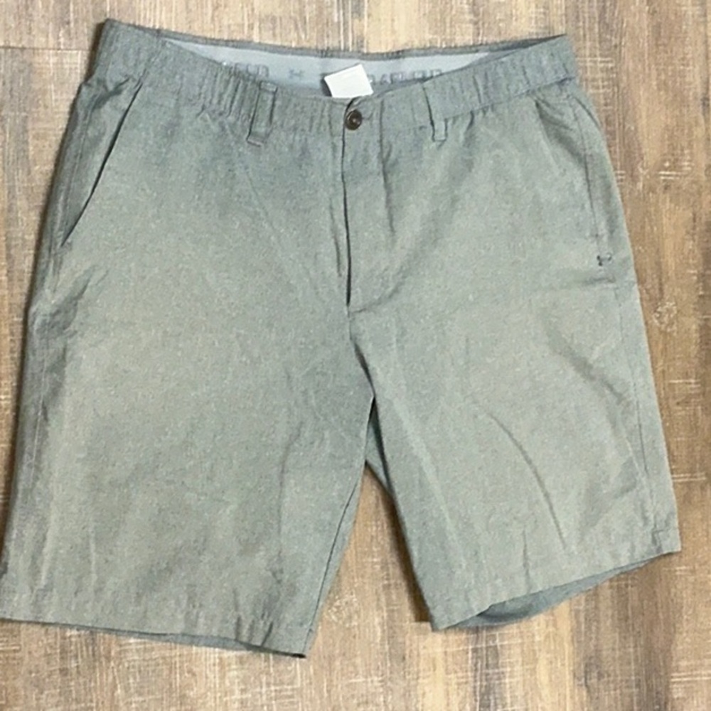 Men's Gray Shorts